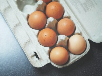 wie lange sind eier im kühlschrank haltbar